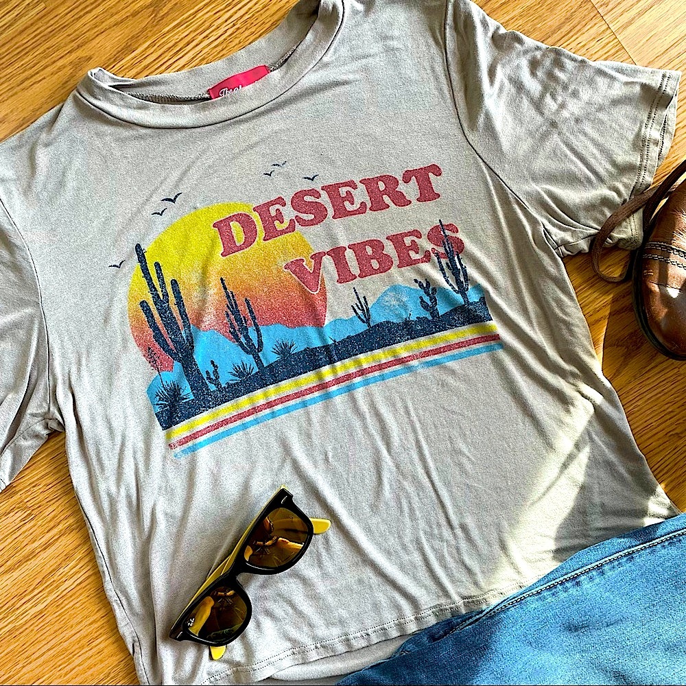 THE CLASSIC 🤎🏜 Desert Vibes Cropped Tee (Super Soft)
